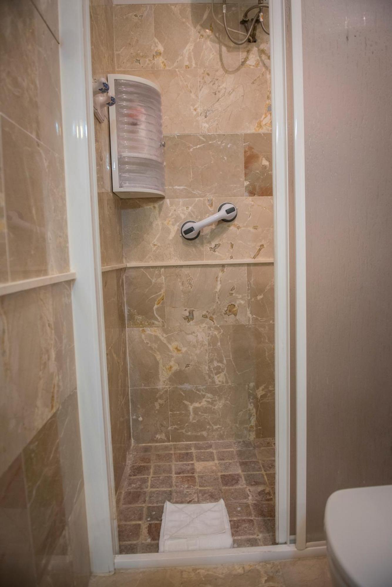 Apartamentos Luxury Puente de Triana Sevilla Exterior foto